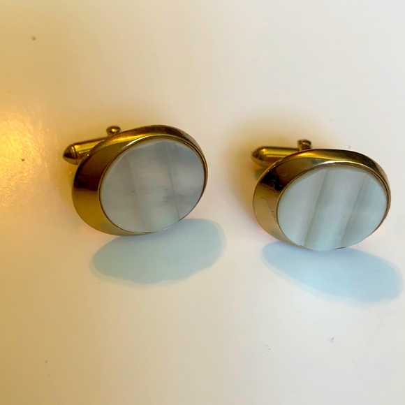 Swank vintage Mother of pearls cufflinks - Picture 1 of 6